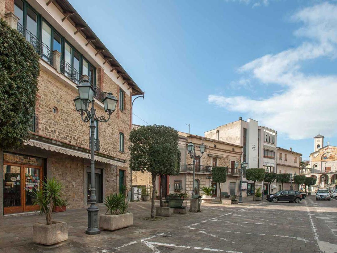 Domus Alfieri Esterno