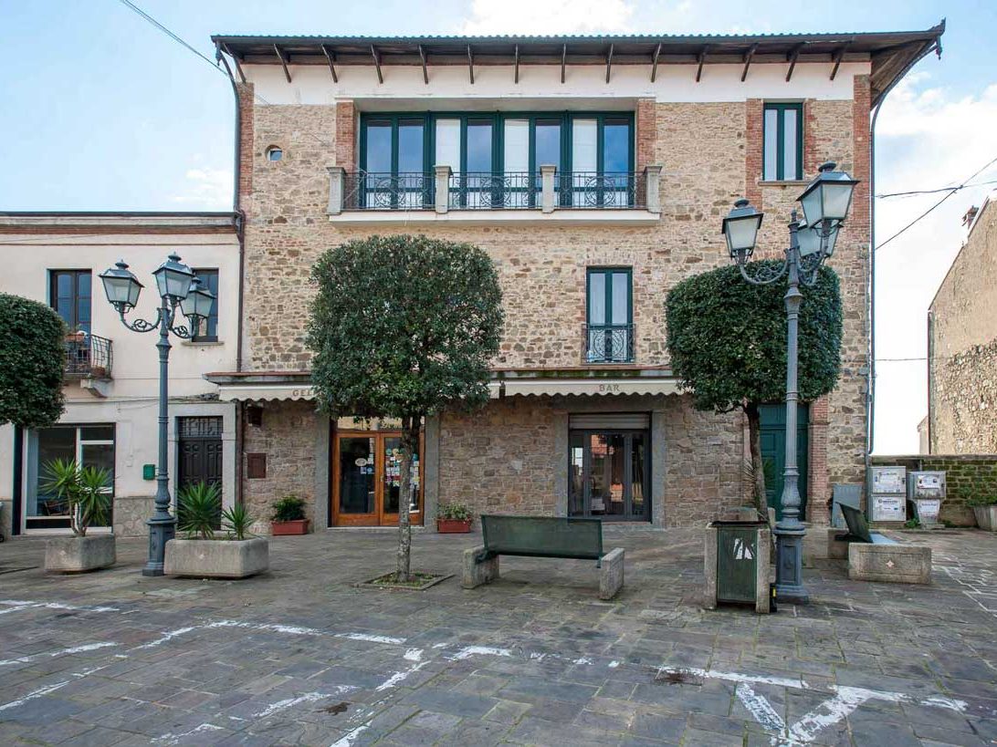 Domus Alfieri Esterno